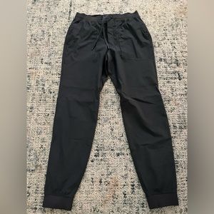 Mens Lululemon jogger. Large